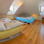 Apartman Veli Varos *
