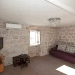 Veli Varos Apartman Split